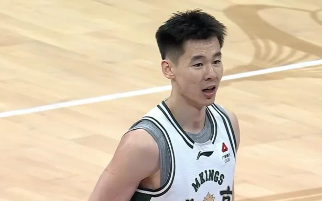 OB电竞-北京首钢106-92险胜南京,球员表现评分 2人满分 3人优秀 2人及格